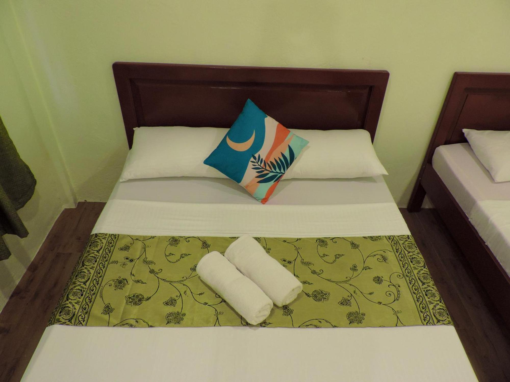 Chekesh Casa Hotell Siquijor Exteriör bild