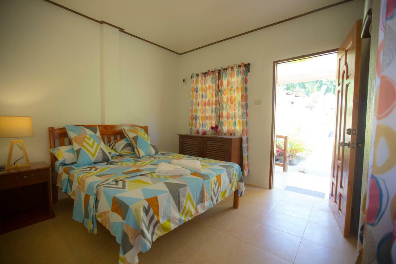 Chekesh Casa Hotell Siquijor Exteriör bild