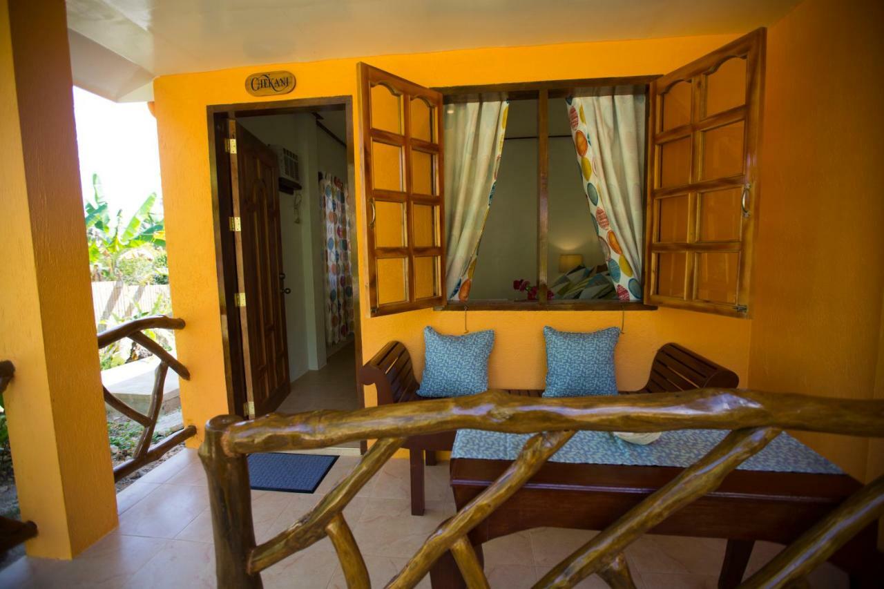Chekesh Casa Hotell Siquijor Exteriör bild