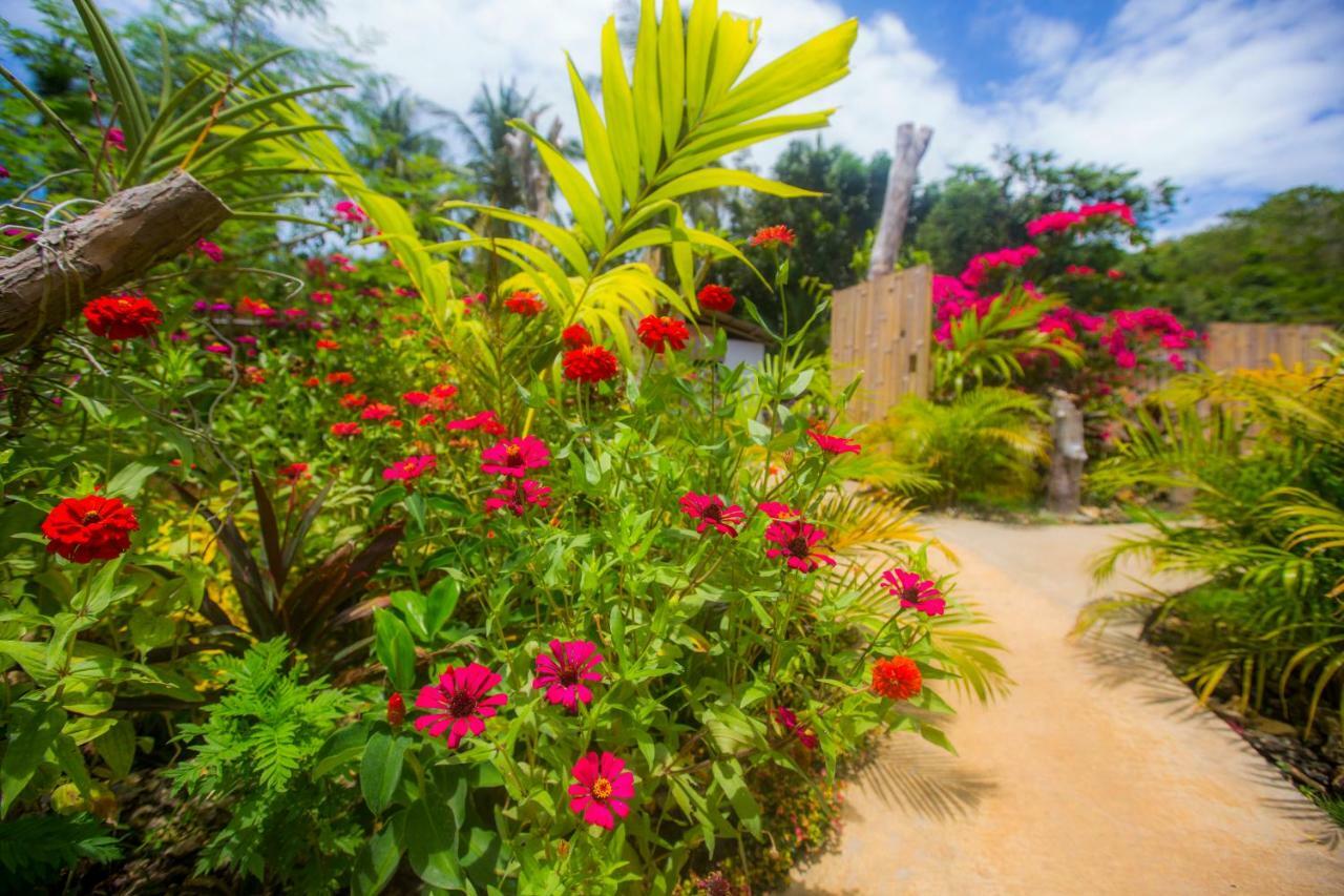 Chekesh Casa Hotell Siquijor Exteriör bild